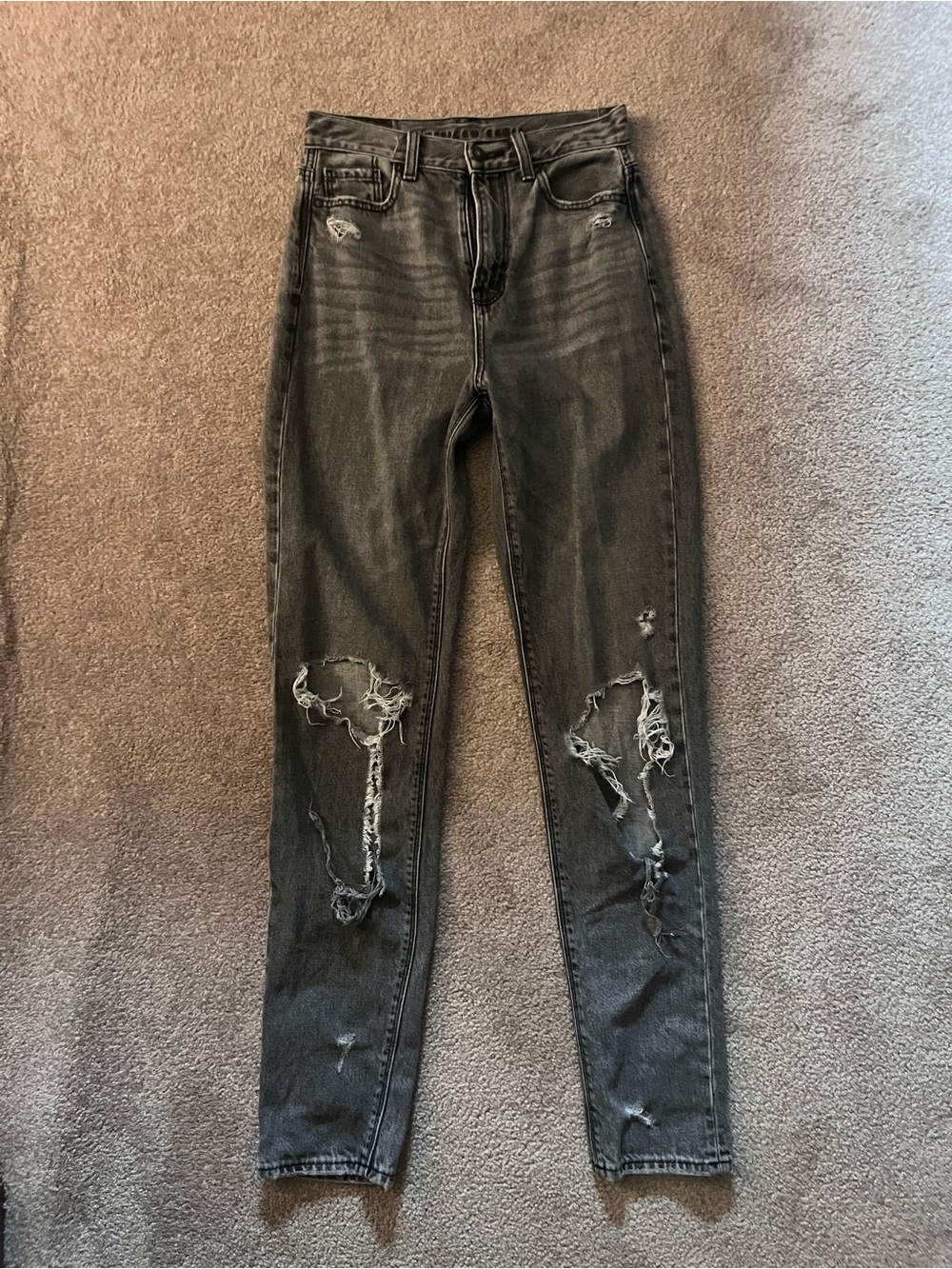 American Eagle Black Wash Ripped Distress Highest Rise Mom Jean